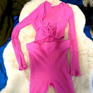2 piece pink set worn once | Tie up front